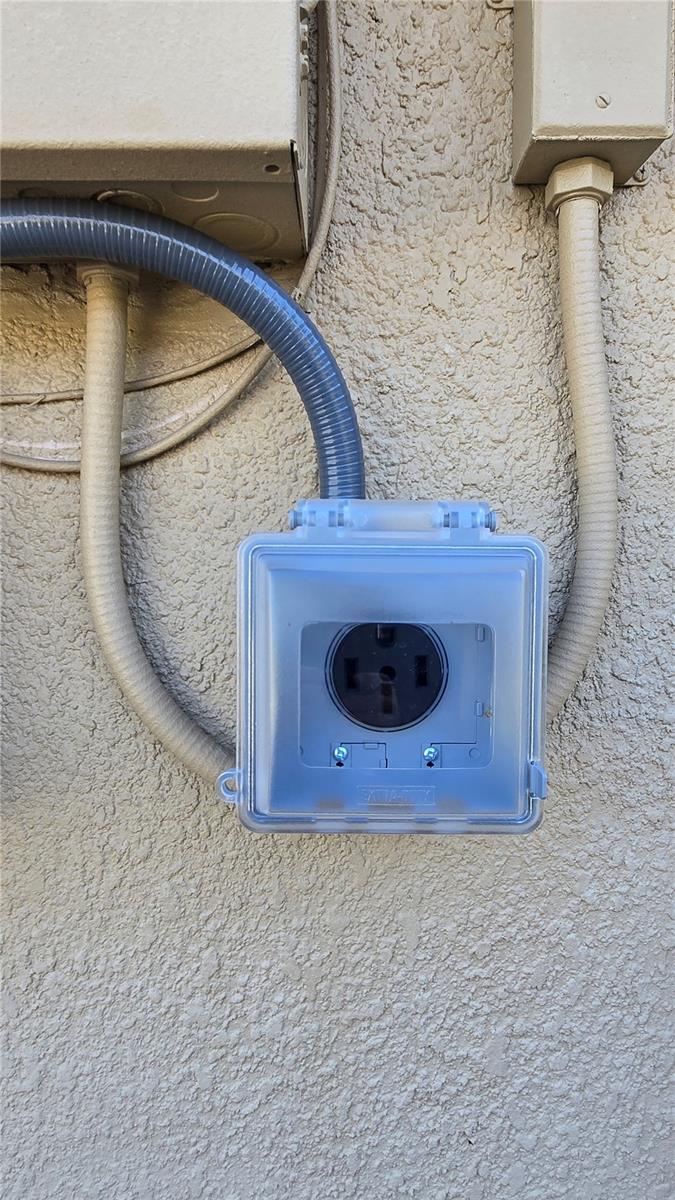 MASCOTTE DUKES LAKE PH 02 - Residential