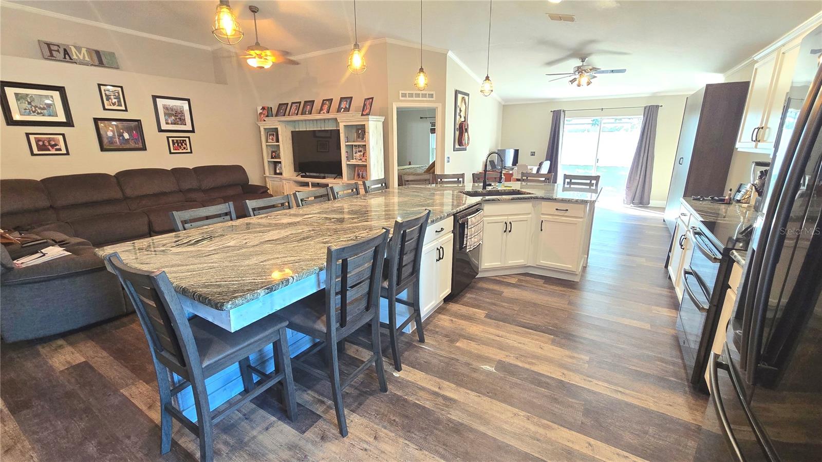 MASCOTTE DUKES LAKE PH 02 - Residential