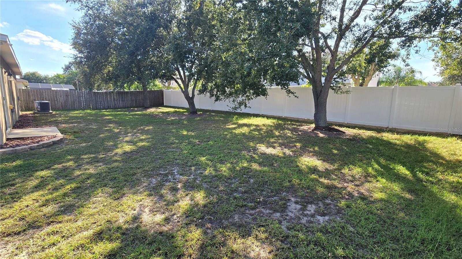 MASCOTTE DUKES LAKE PH 02 - Residential