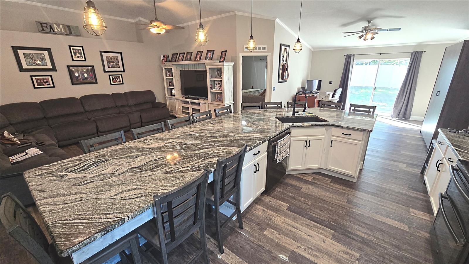 MASCOTTE DUKES LAKE PH 02 - Residential