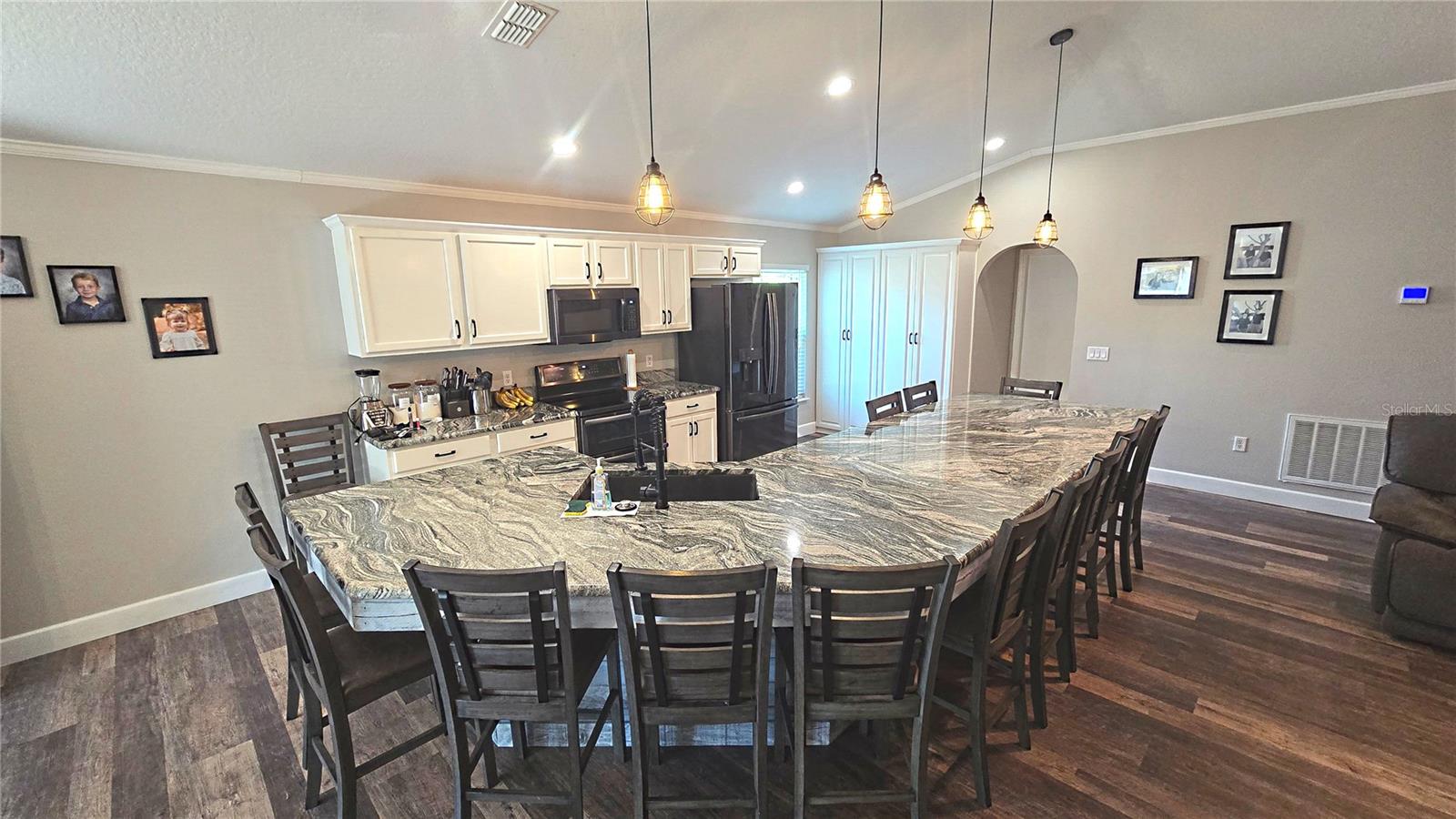 MASCOTTE DUKES LAKE PH 02 - Residential