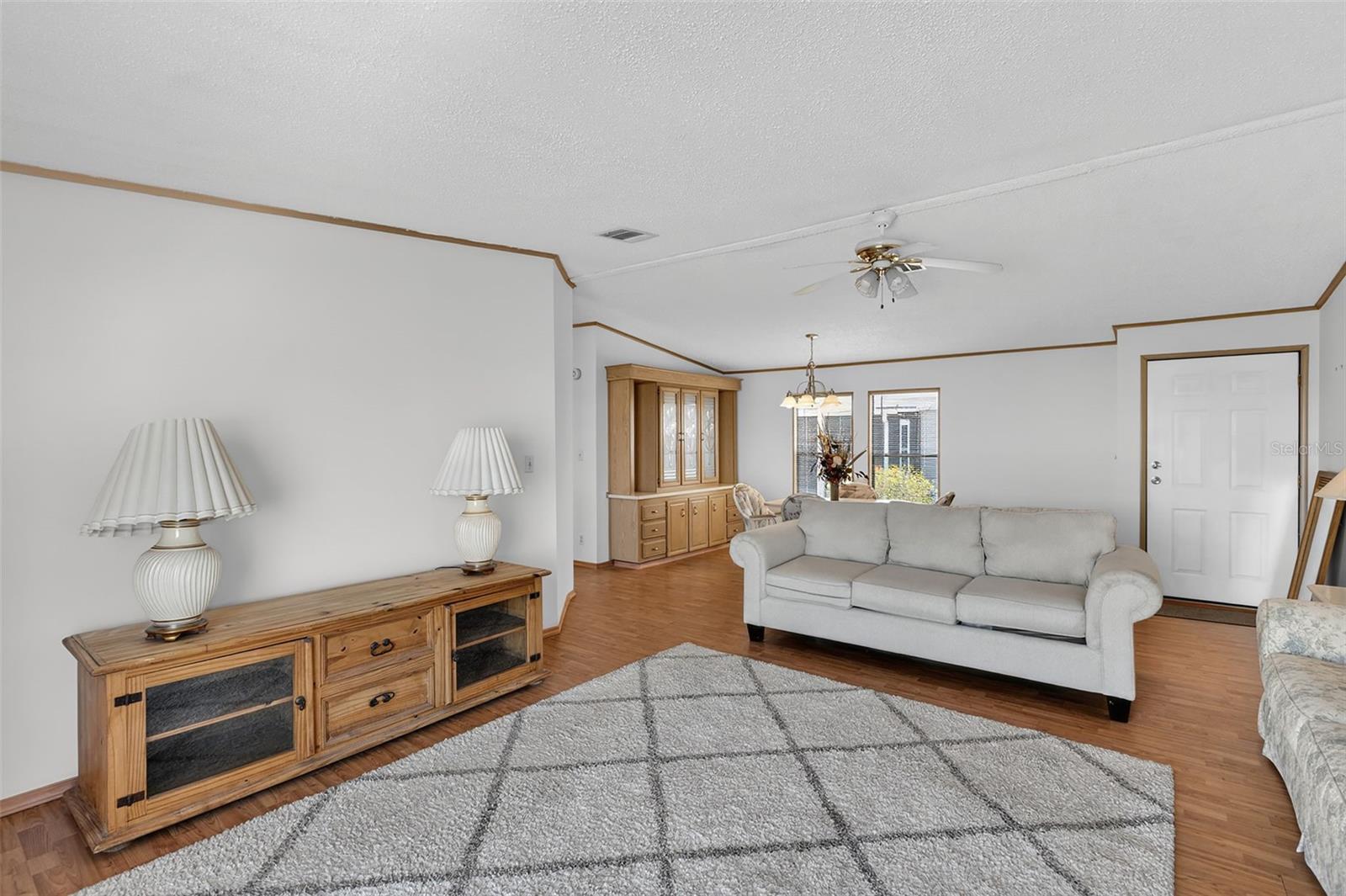 LA CASA MHP CO-OP - Residential