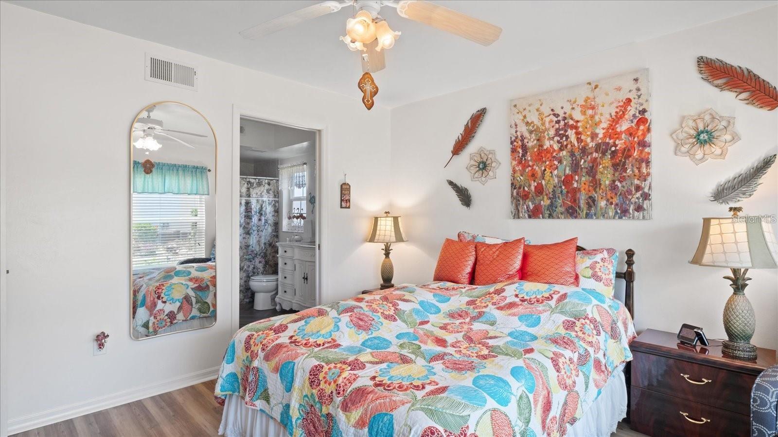 CRYSTAL BAY/KINGSWAY PH 01 - Residential