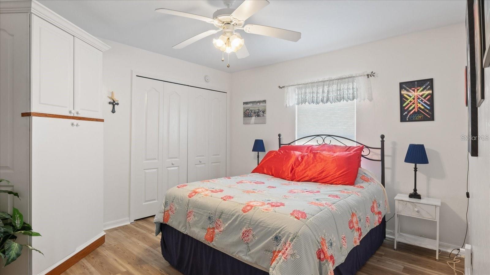 CRYSTAL BAY/KINGSWAY PH 01 - Residential