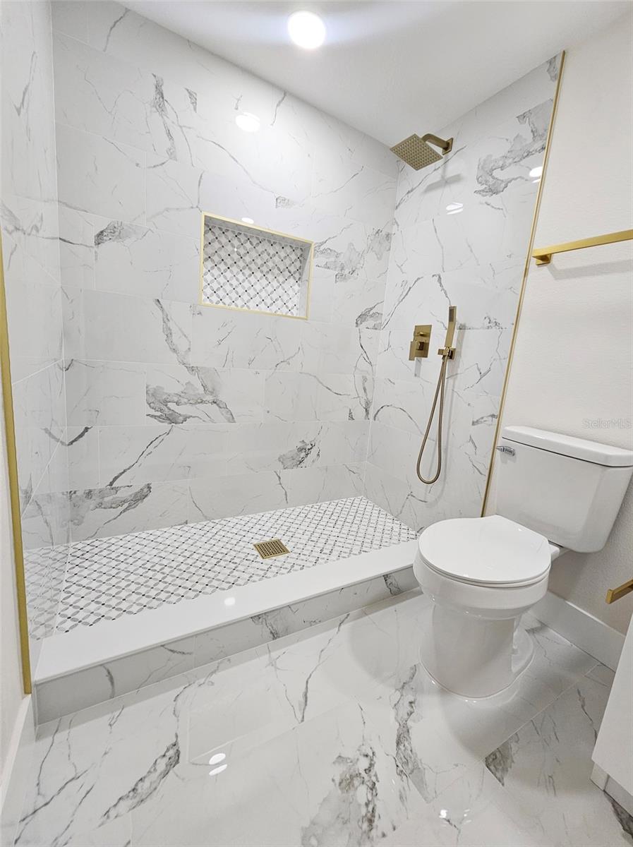 OAK GROVE SUB UNIT 1 - Residential