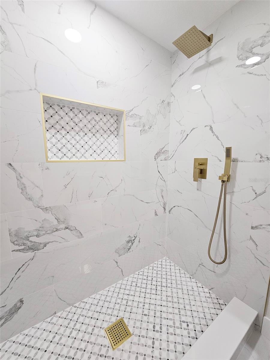 OAK GROVE SUB UNIT 1 - Residential