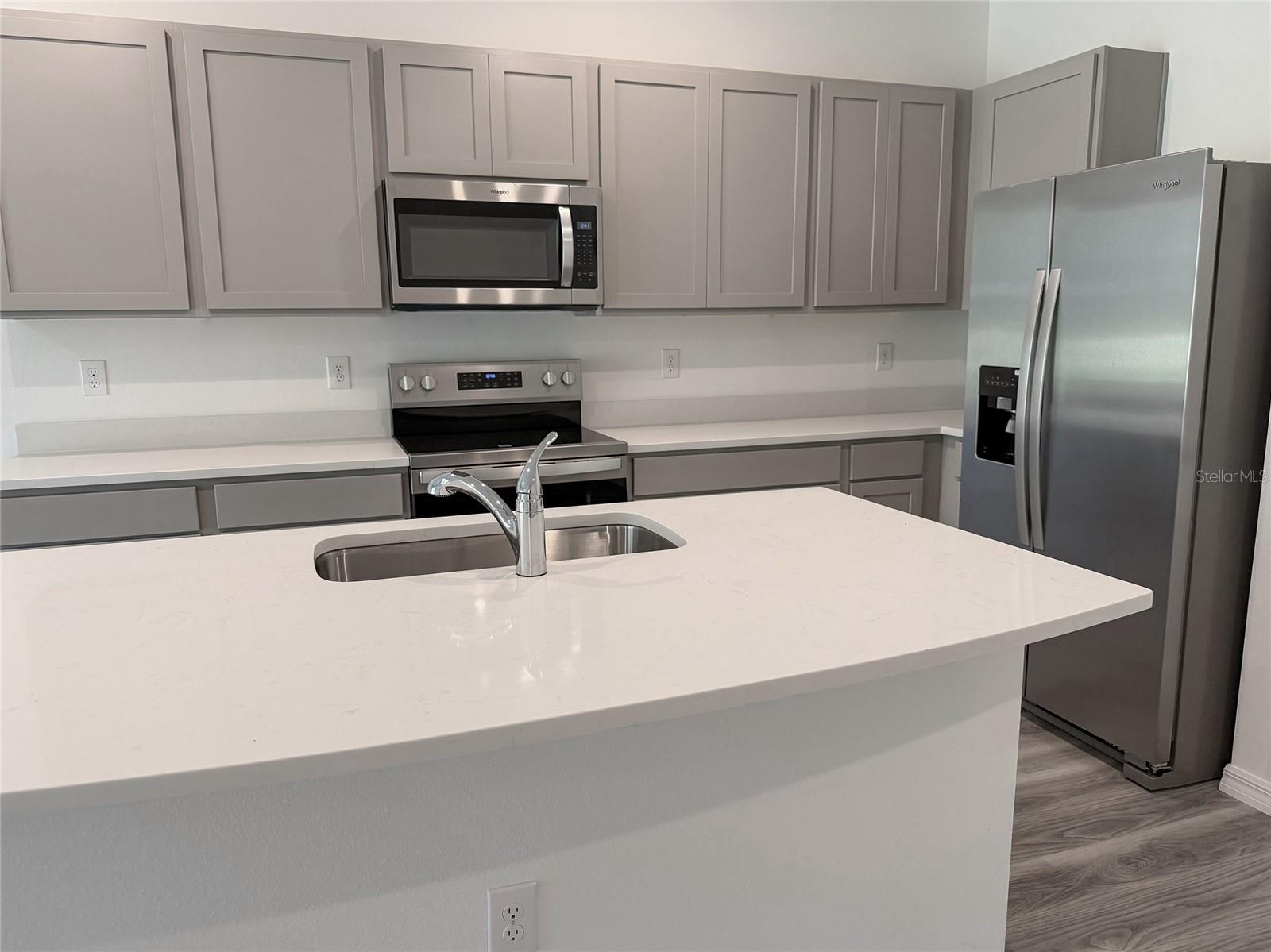 ANGELINE PH 3B-2 - Residential Lease