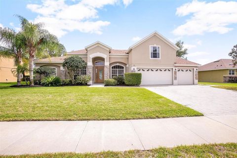 A home in DELAND