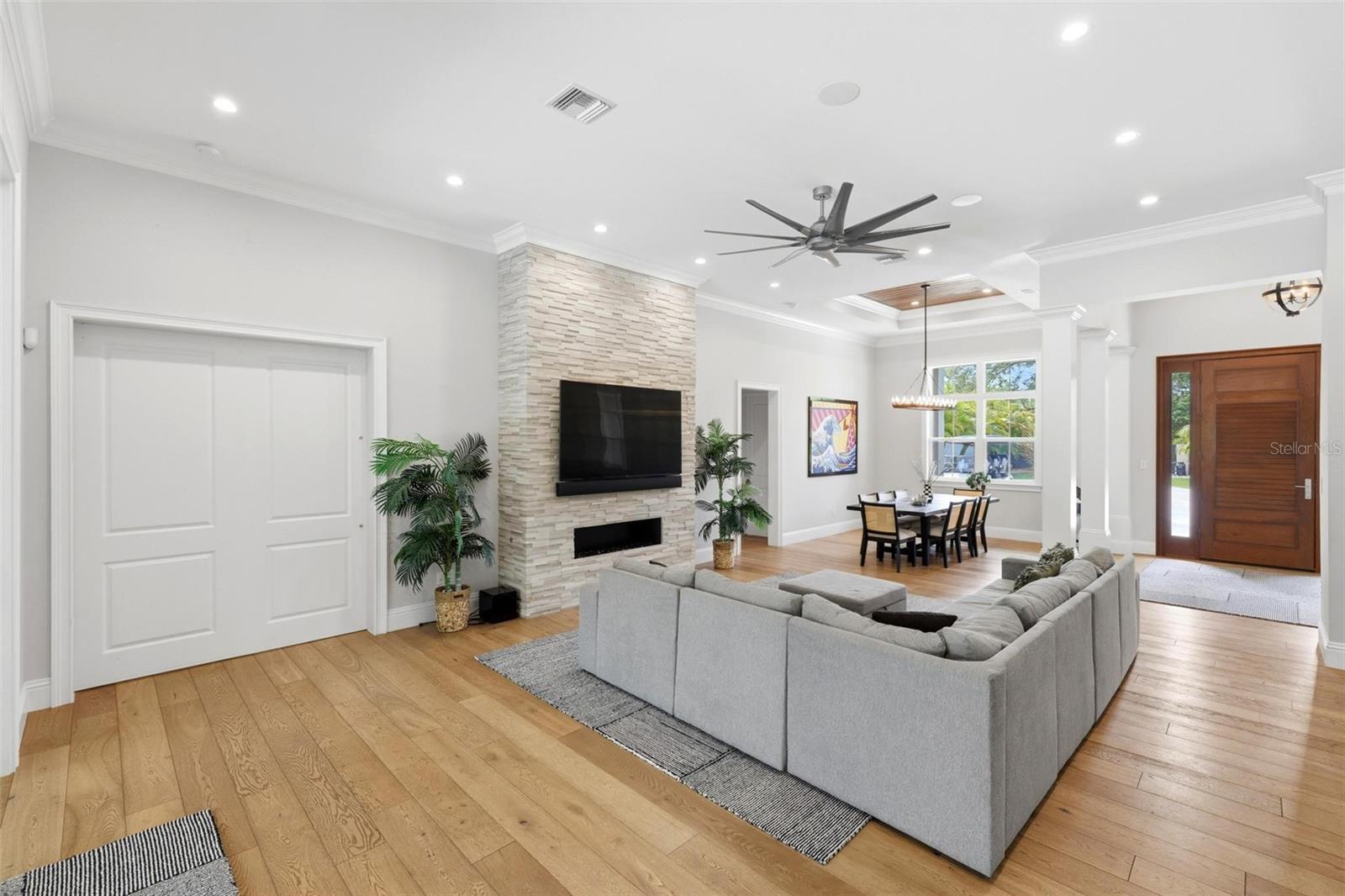 ACREAGE & UNREC - Residential