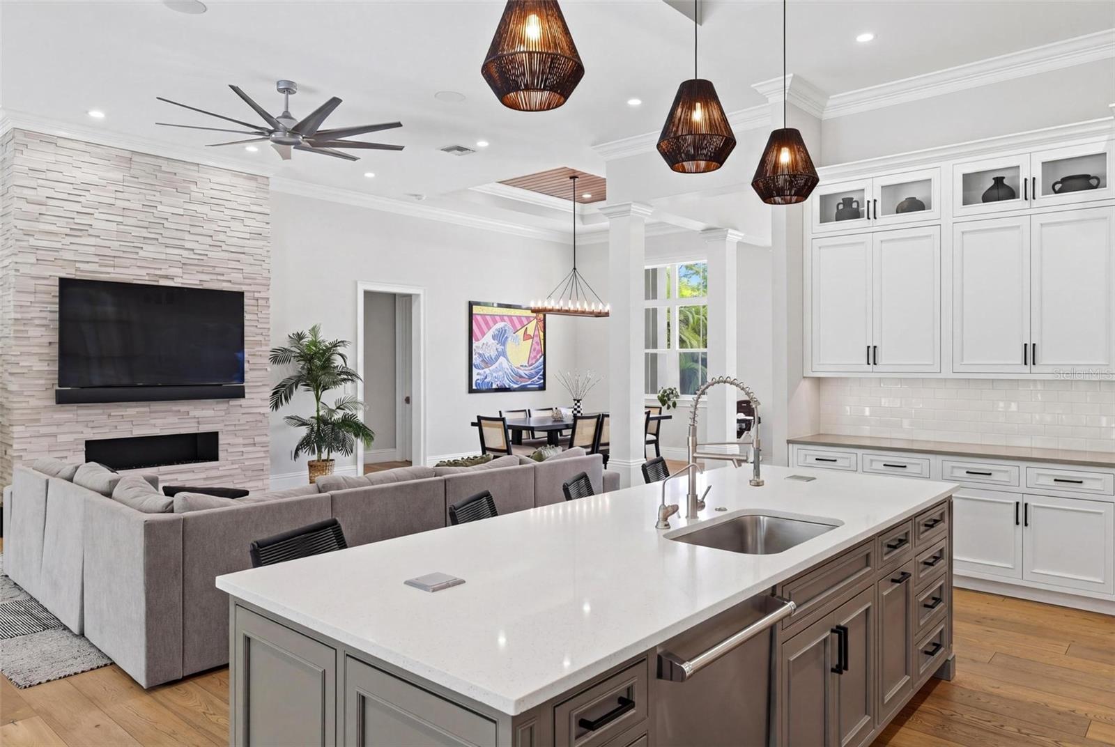 ACREAGE & UNREC - Residential