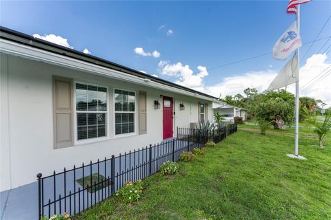 A home in PORT CHARLOTTE