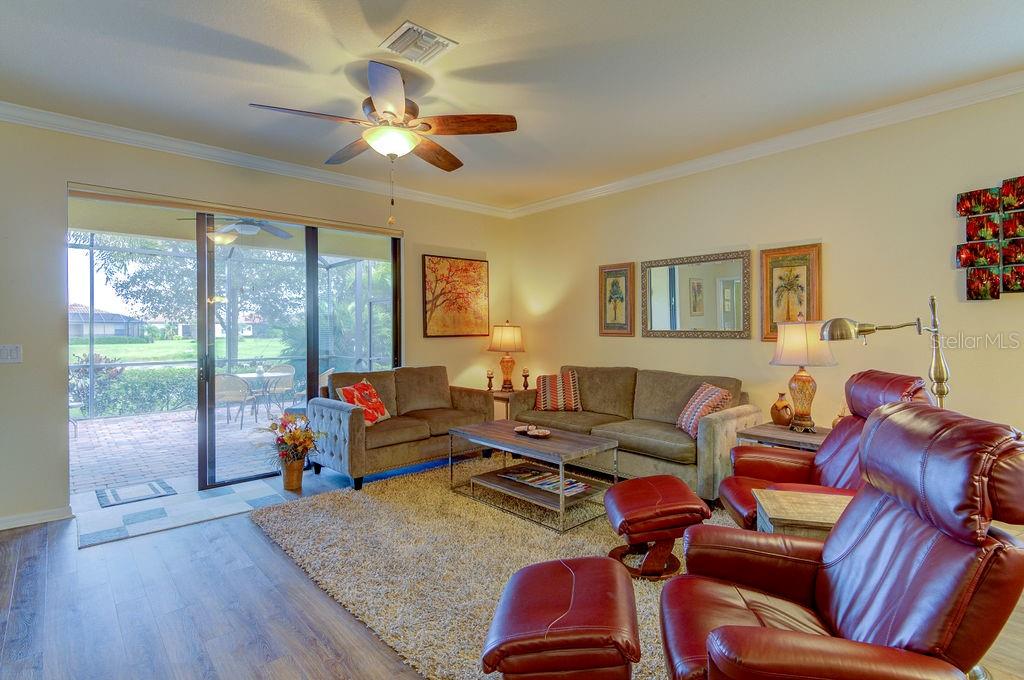 GRAN PARADISO PHASE 1 - Residential Lease