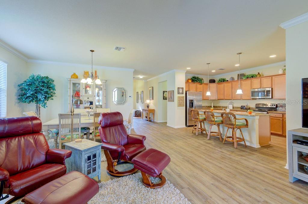 GRAN PARADISO PHASE 1 - Residential Lease