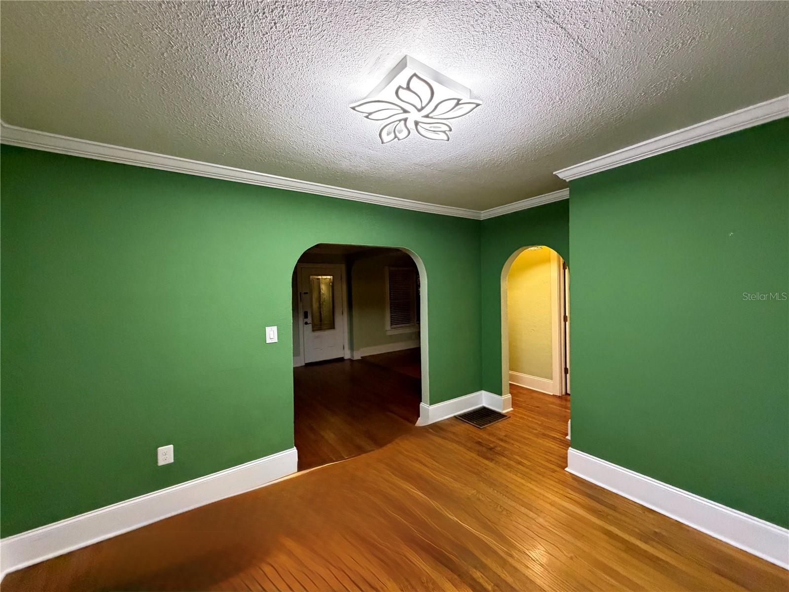 HALLS CENTRAL AVE 1 - Residential Lease