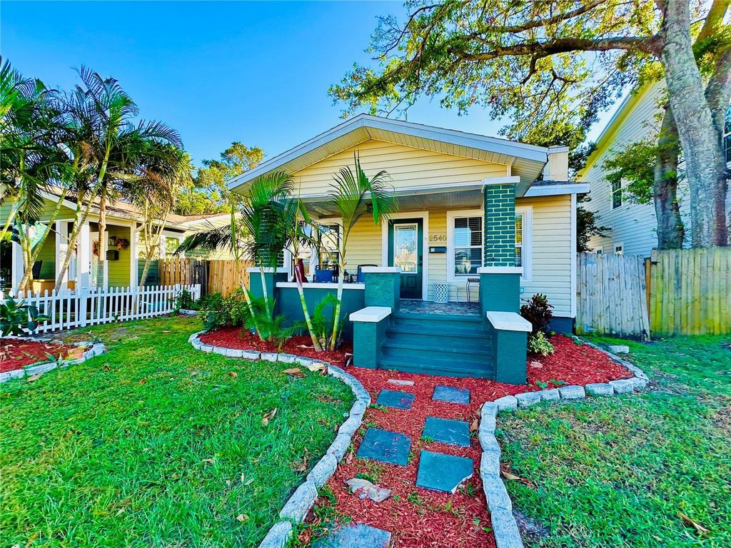Photo of 2540 Dartmouth Avenue N, St Petersburg, FL 33713 (MLS # TB8460148)