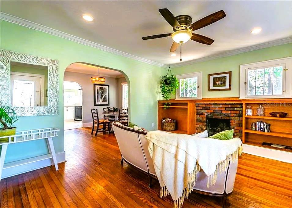 HALLS CENTRAL AVE 1 - Residential Lease