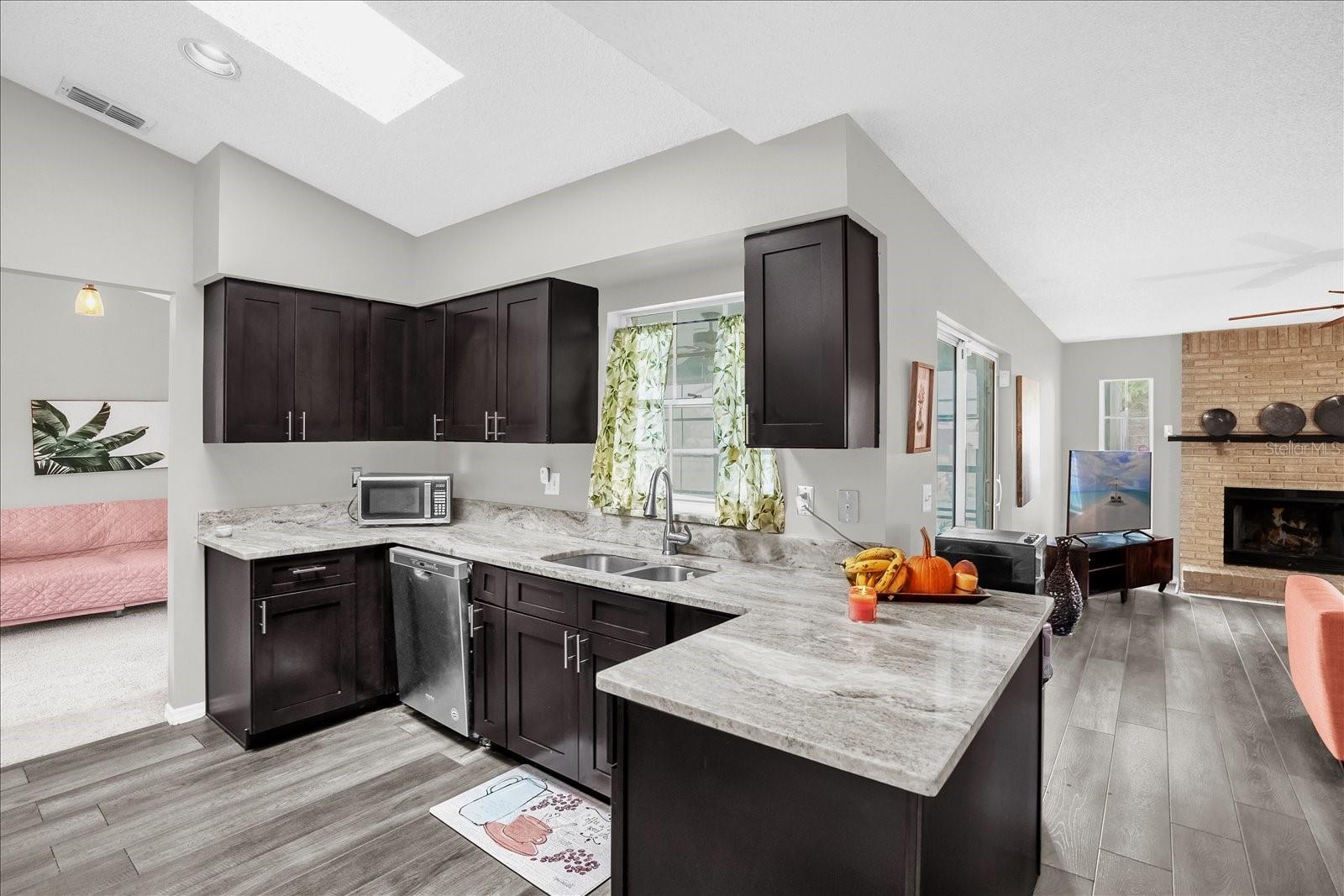 DELTONA LAKES UNIT 17 - Residential