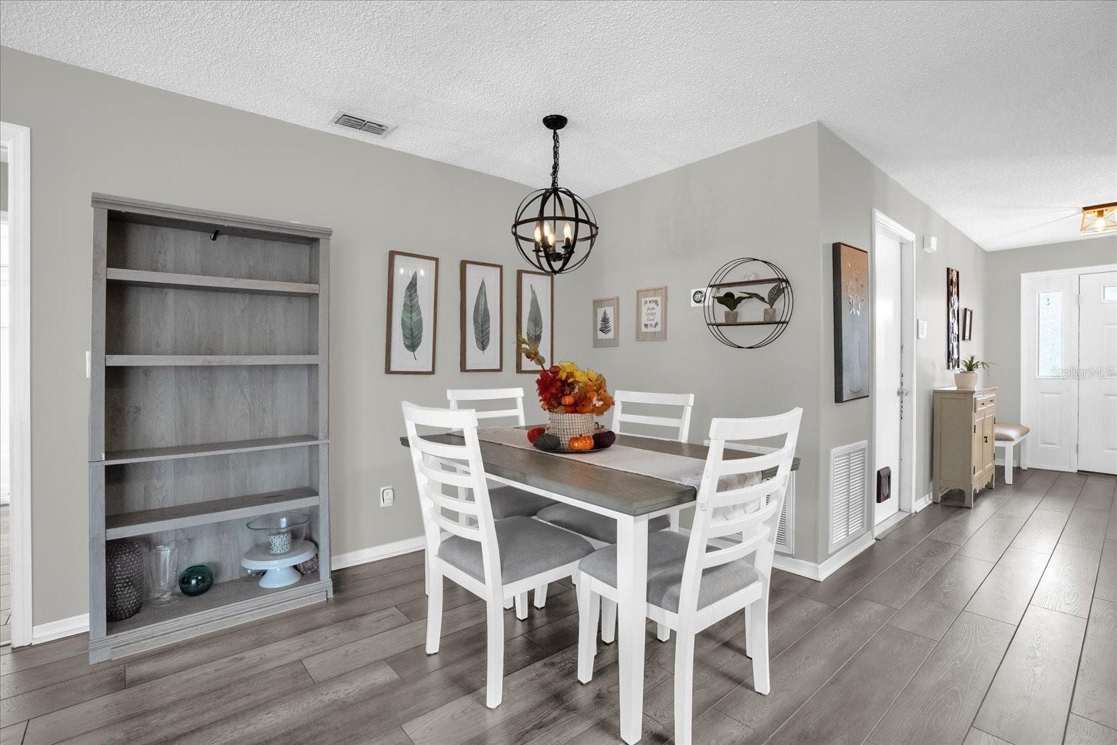 DELTONA LAKES UNIT 17 - Residential