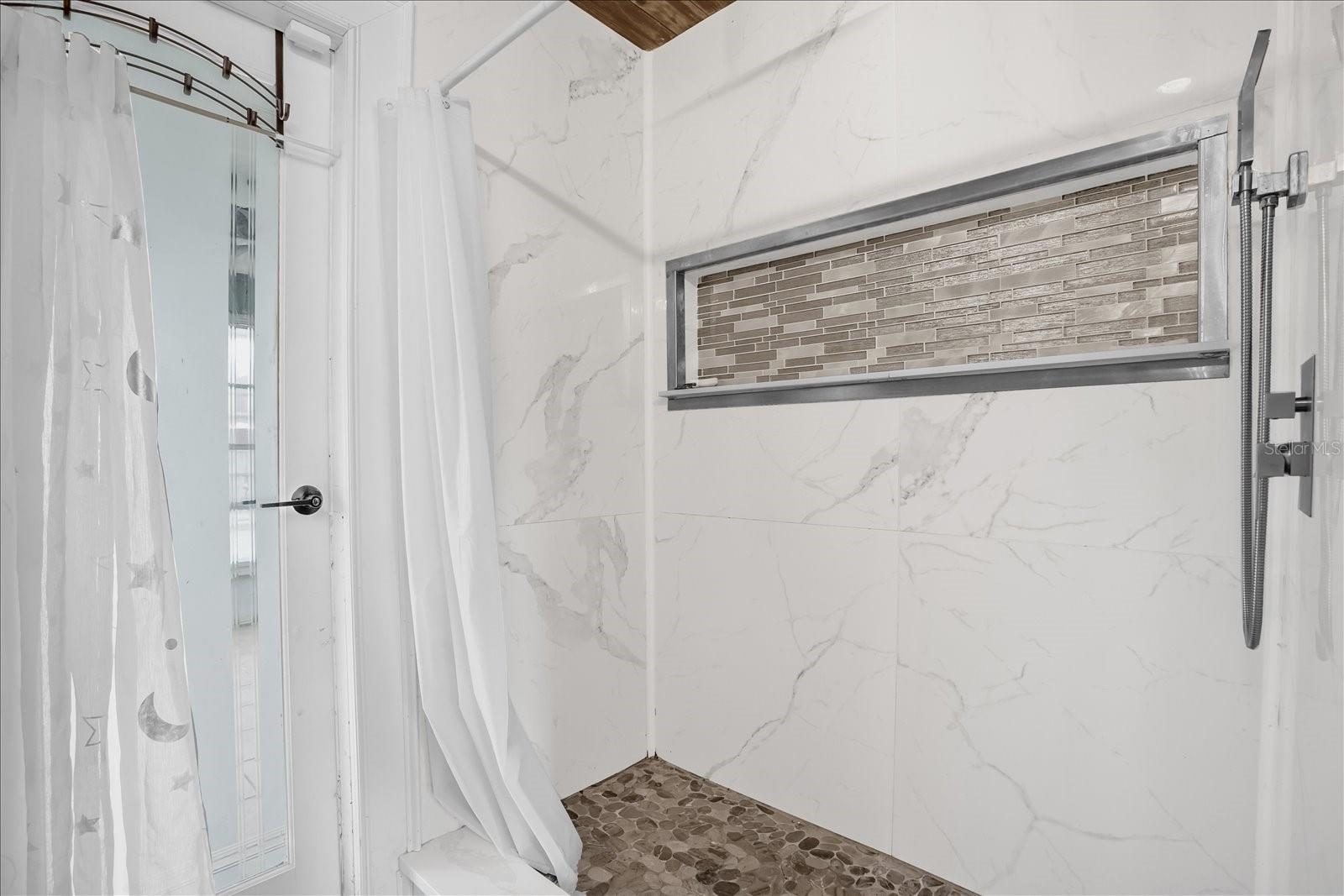 DELTONA LAKES UNIT 17 - Residential