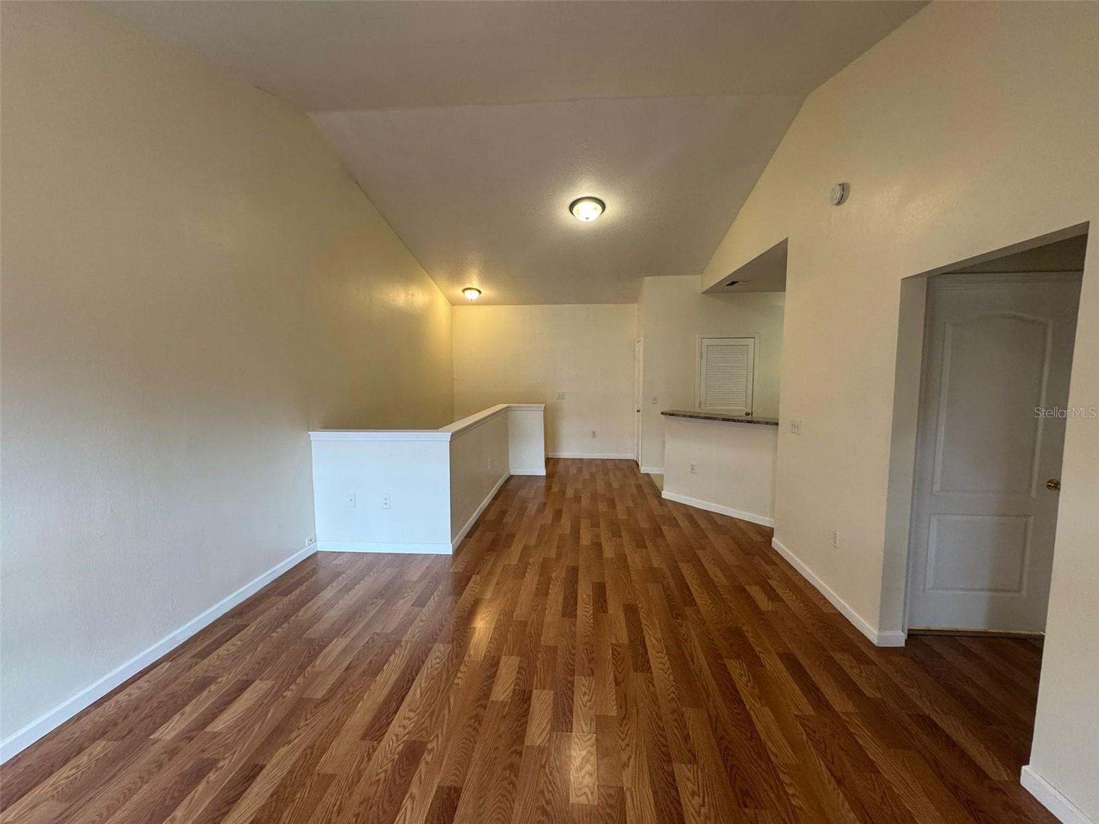 THE VILLAS CONDO - Residential