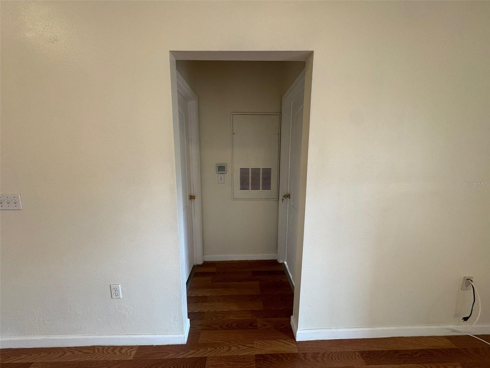 THE VILLAS CONDO - Residential