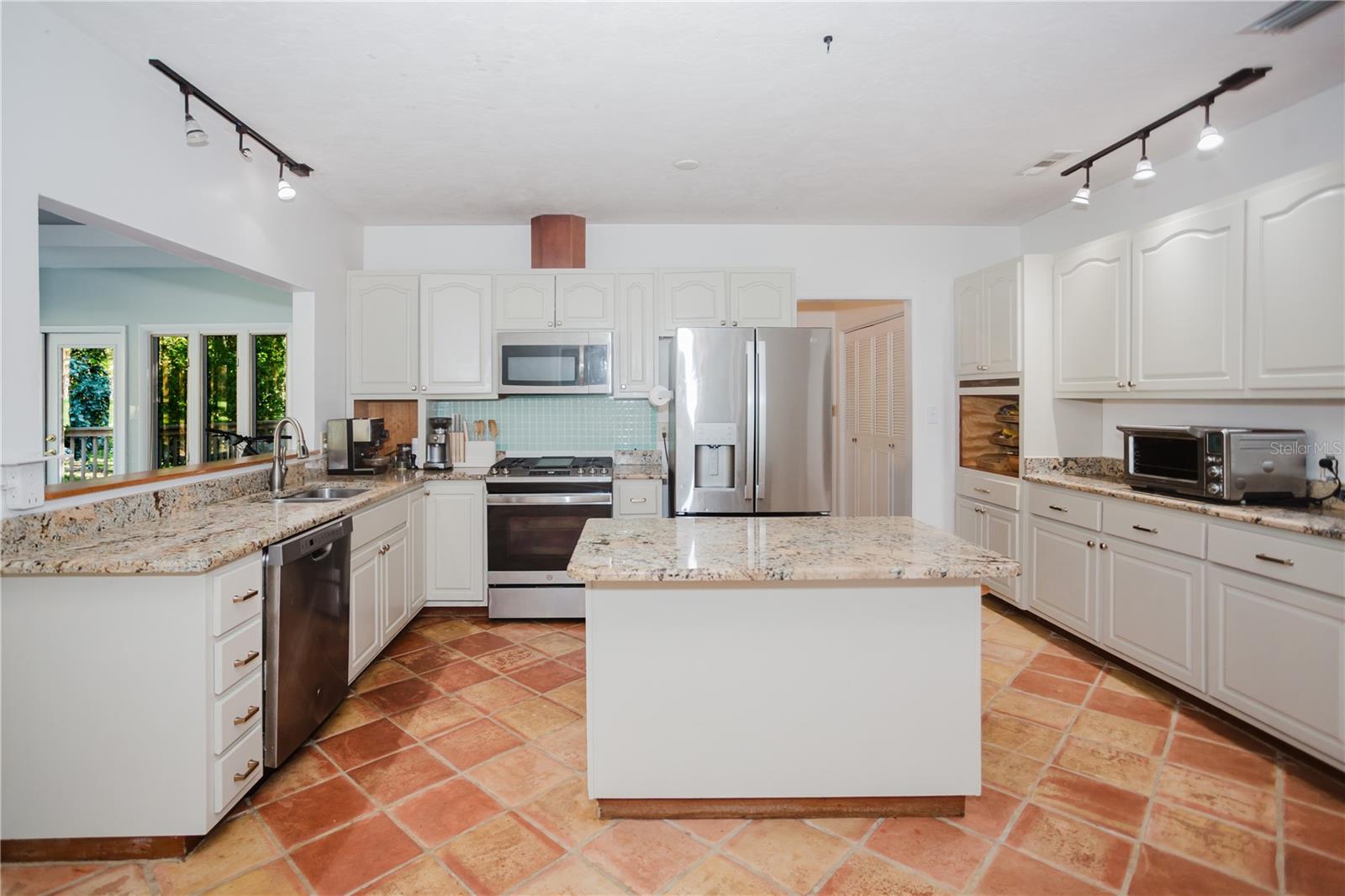 N/A - Residential Lease