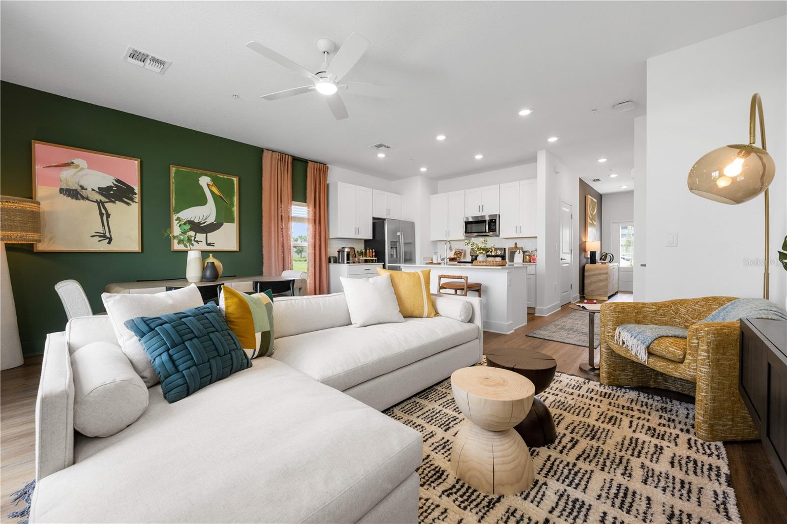 ANNALISE GLEN CREEK APTS - Residential Lease