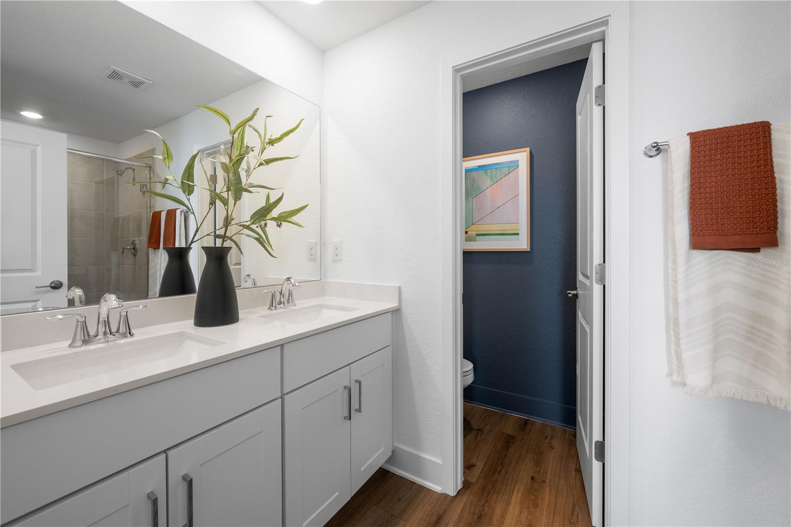 ANNALISE GLEN CREEK APTS - Residential Lease