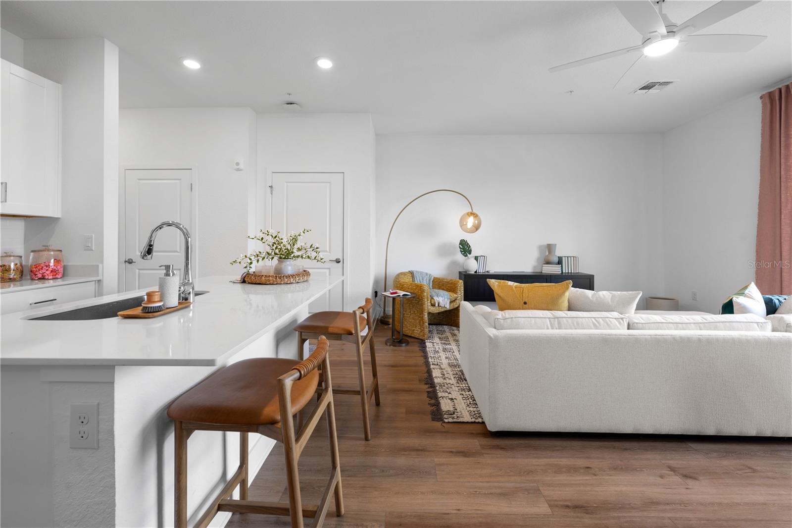 ANNALISE GLEN CREEK APTS - Residential Lease