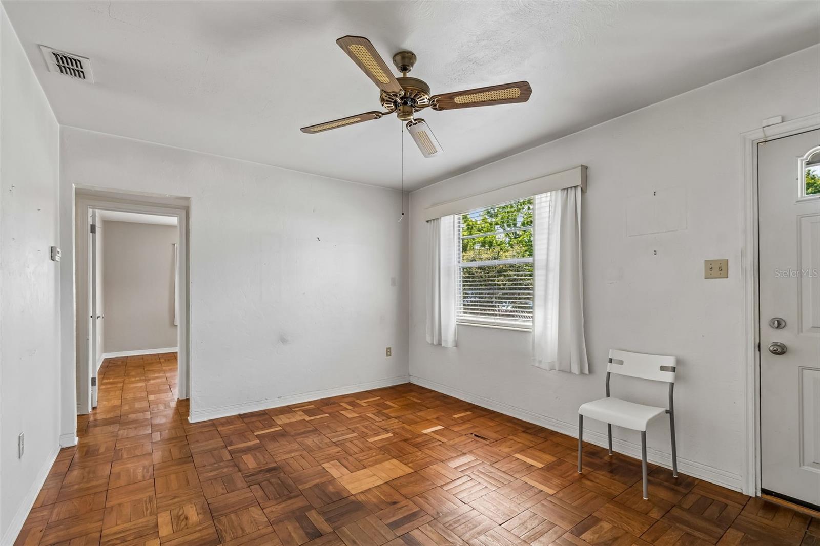 FLORAL VILLA ESTATES - Residential