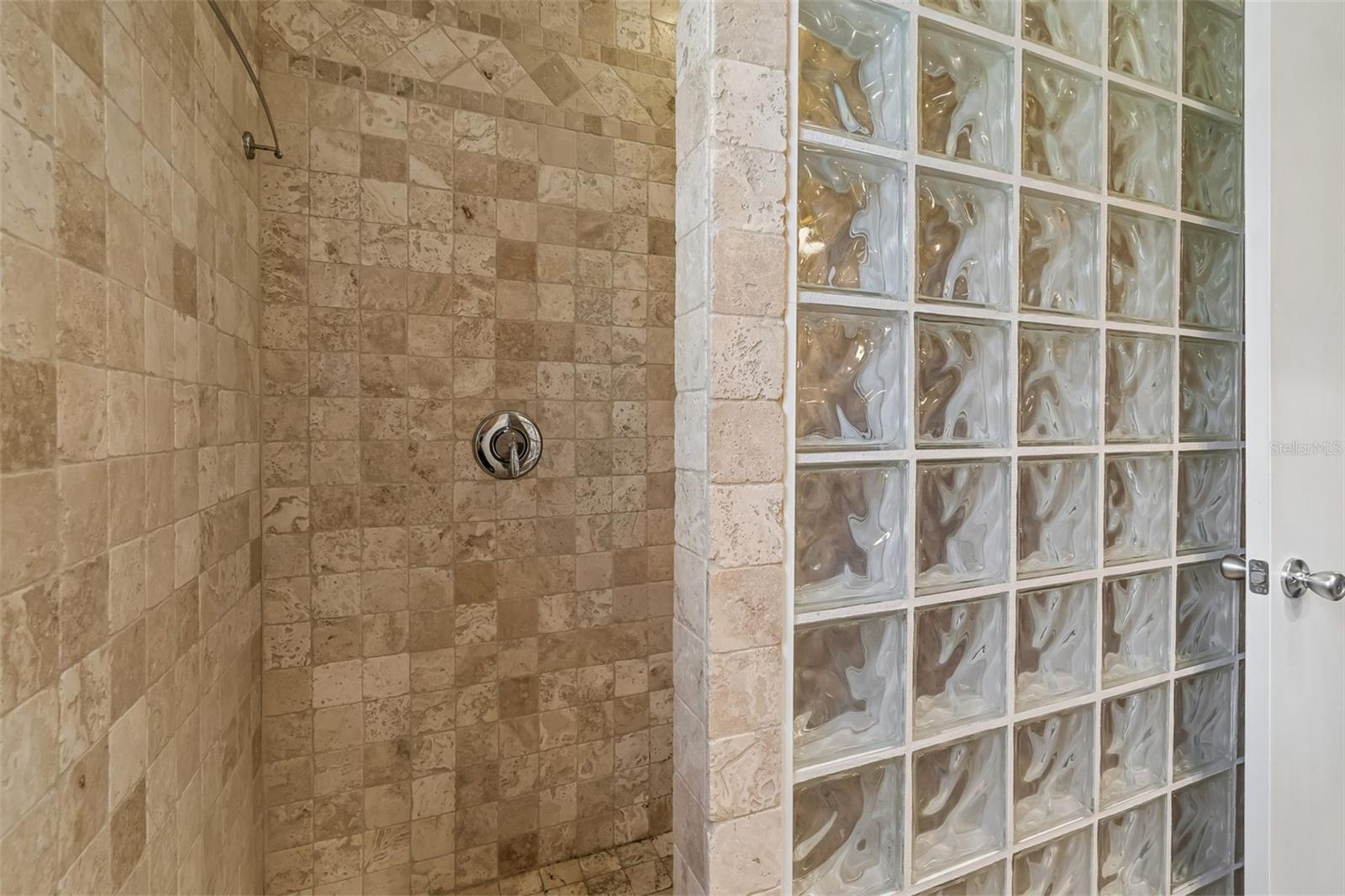 FLORAL VILLA ESTATES - Residential