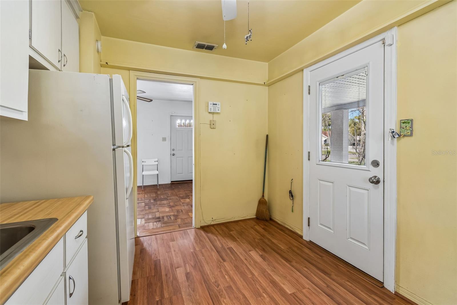 FLORAL VILLA ESTATES - Residential