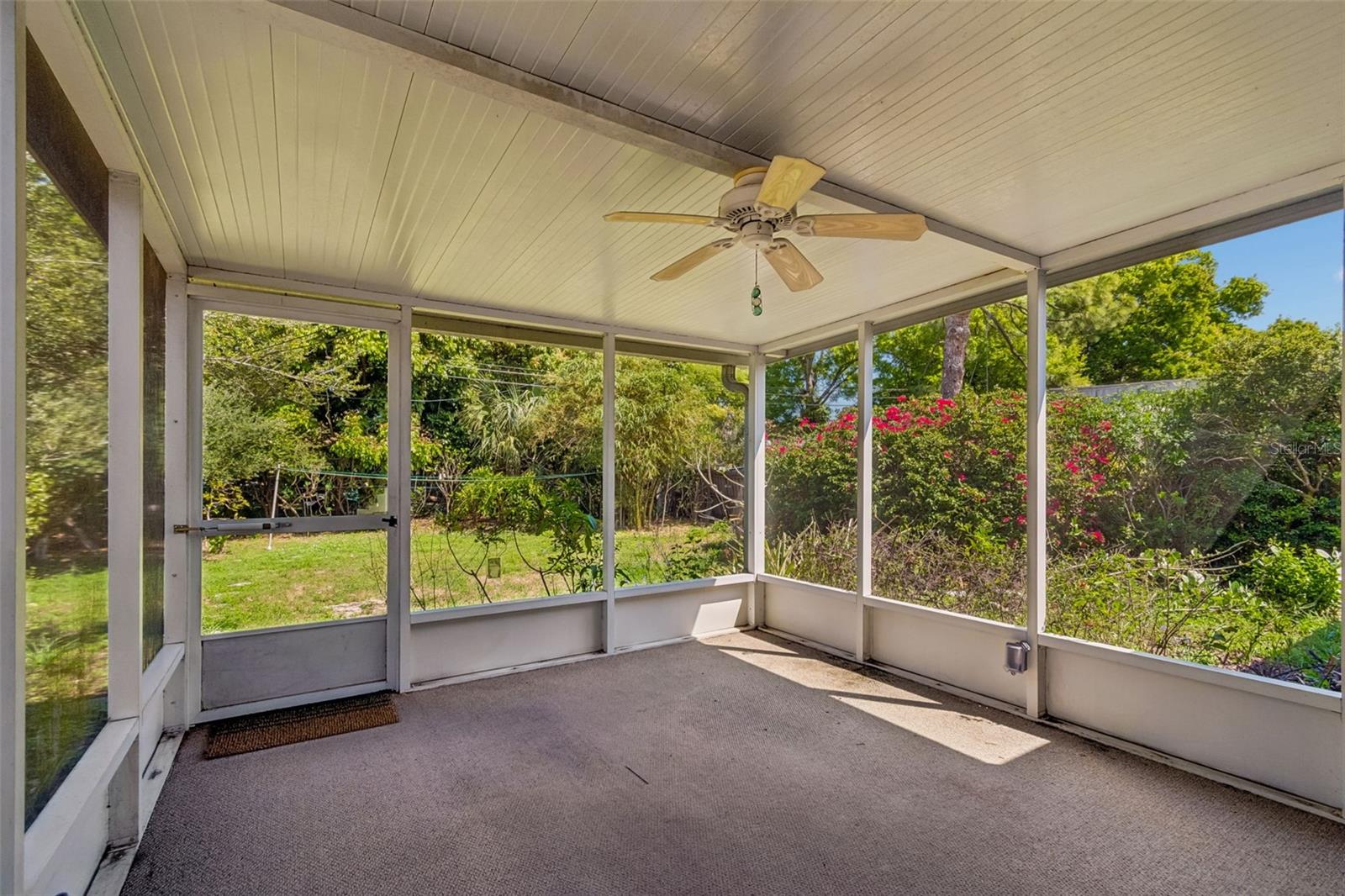 FLORAL VILLA ESTATES - Residential