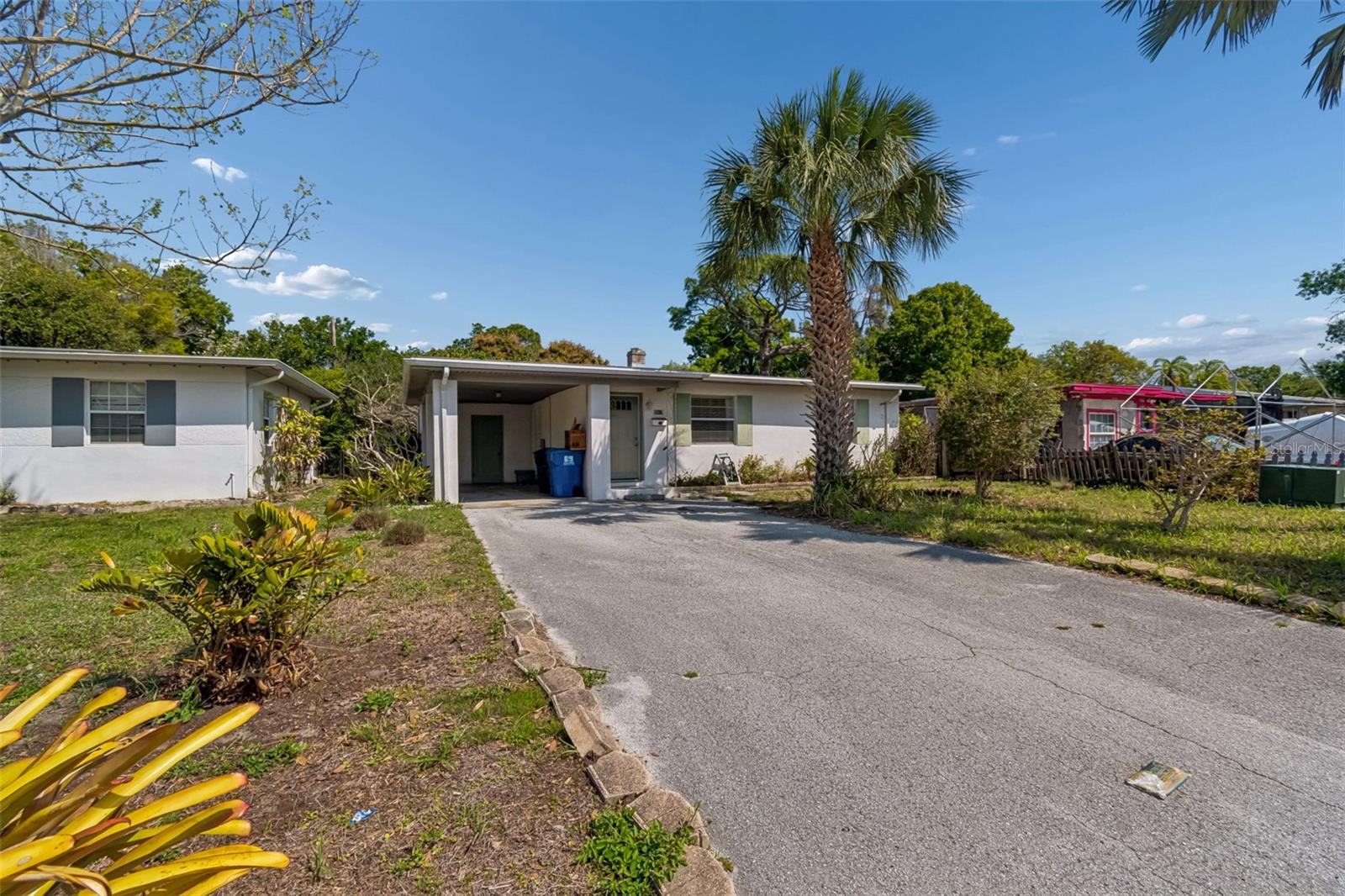 FLORAL VILLA ESTATES - Residential