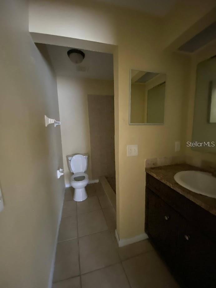 LAKESIDE HILL - Residential Lease