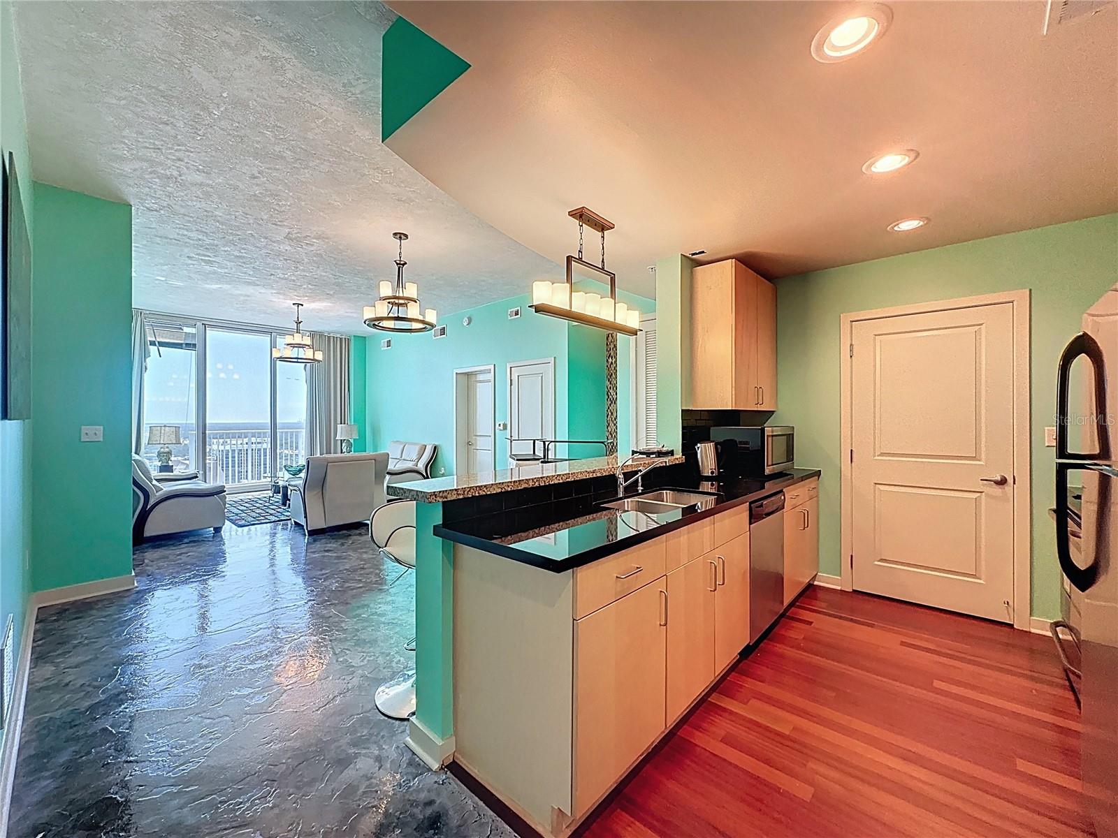 155 S COURT AVENUE 2305