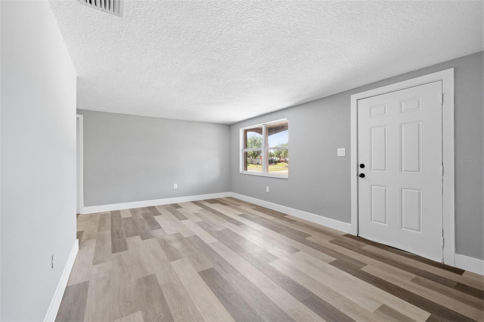 GOLDEN HEIGHTS - Residential