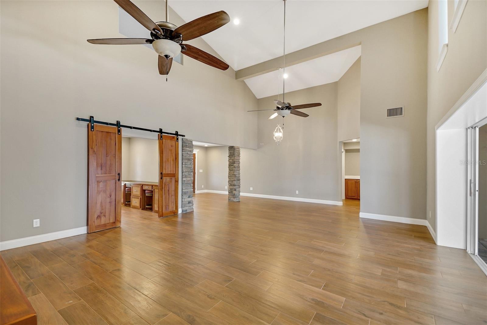 ACREAGE & UNREC - Residential