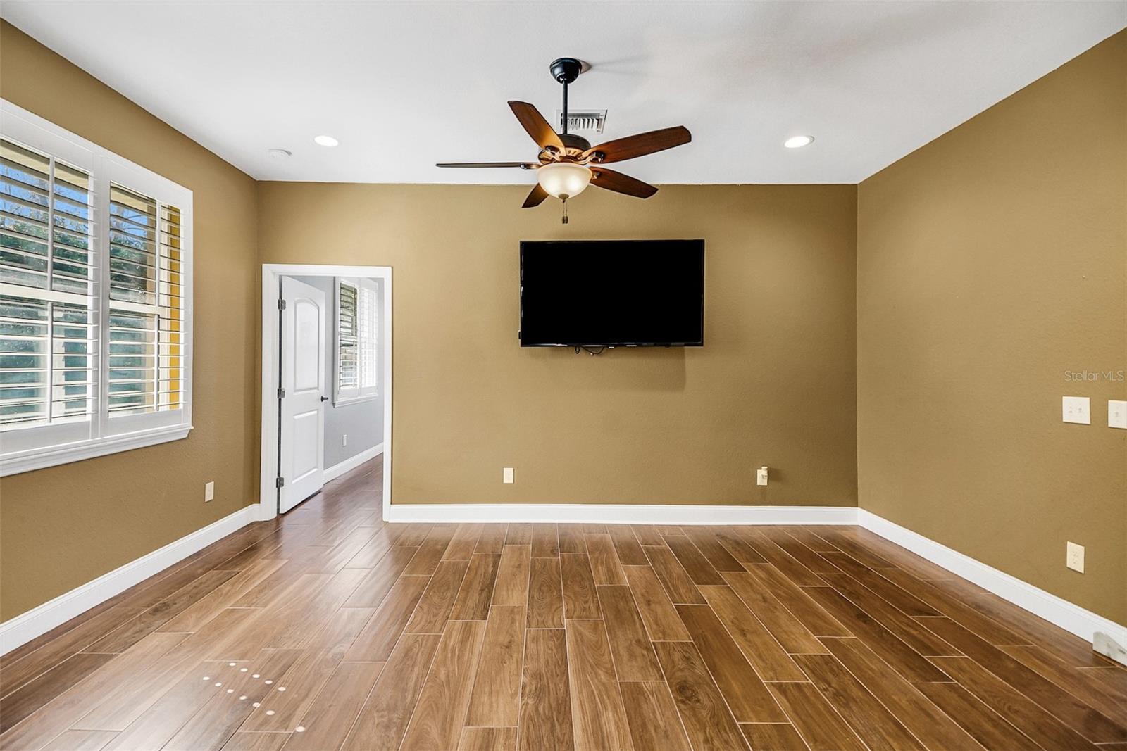 ACREAGE & UNREC - Residential