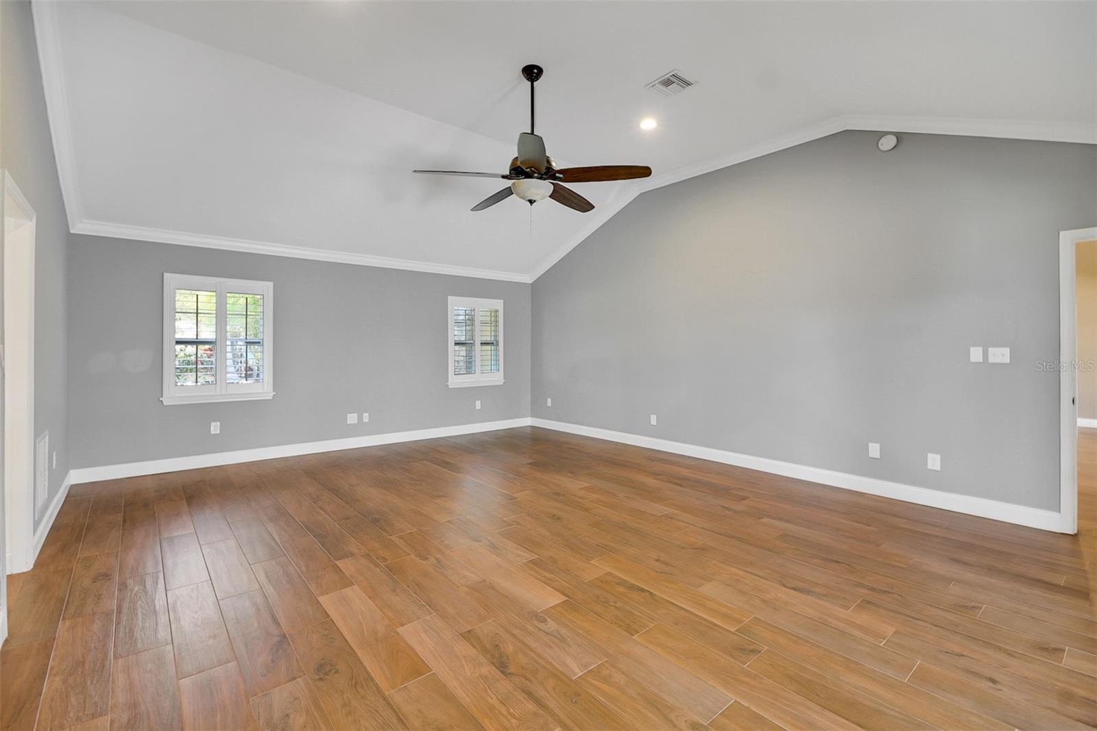 ACREAGE & UNREC - Residential