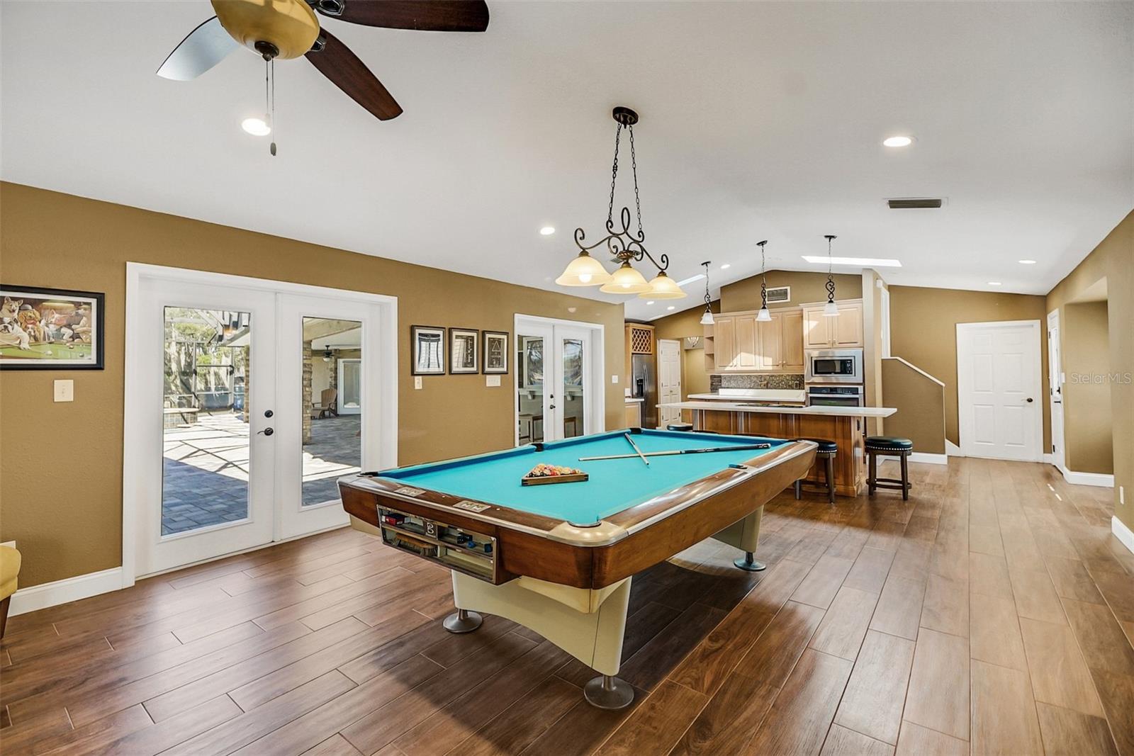 ACREAGE & UNREC - Residential