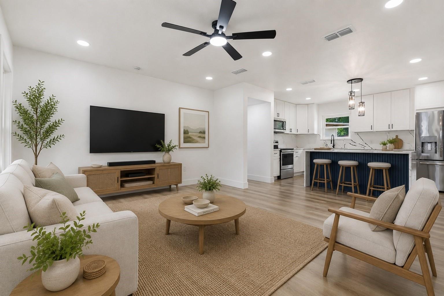 907 LEISURE AVENUE