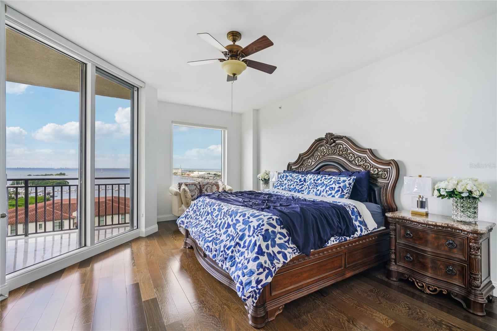 CASTILLO AT WESTSHORE YACHT CL - Residential