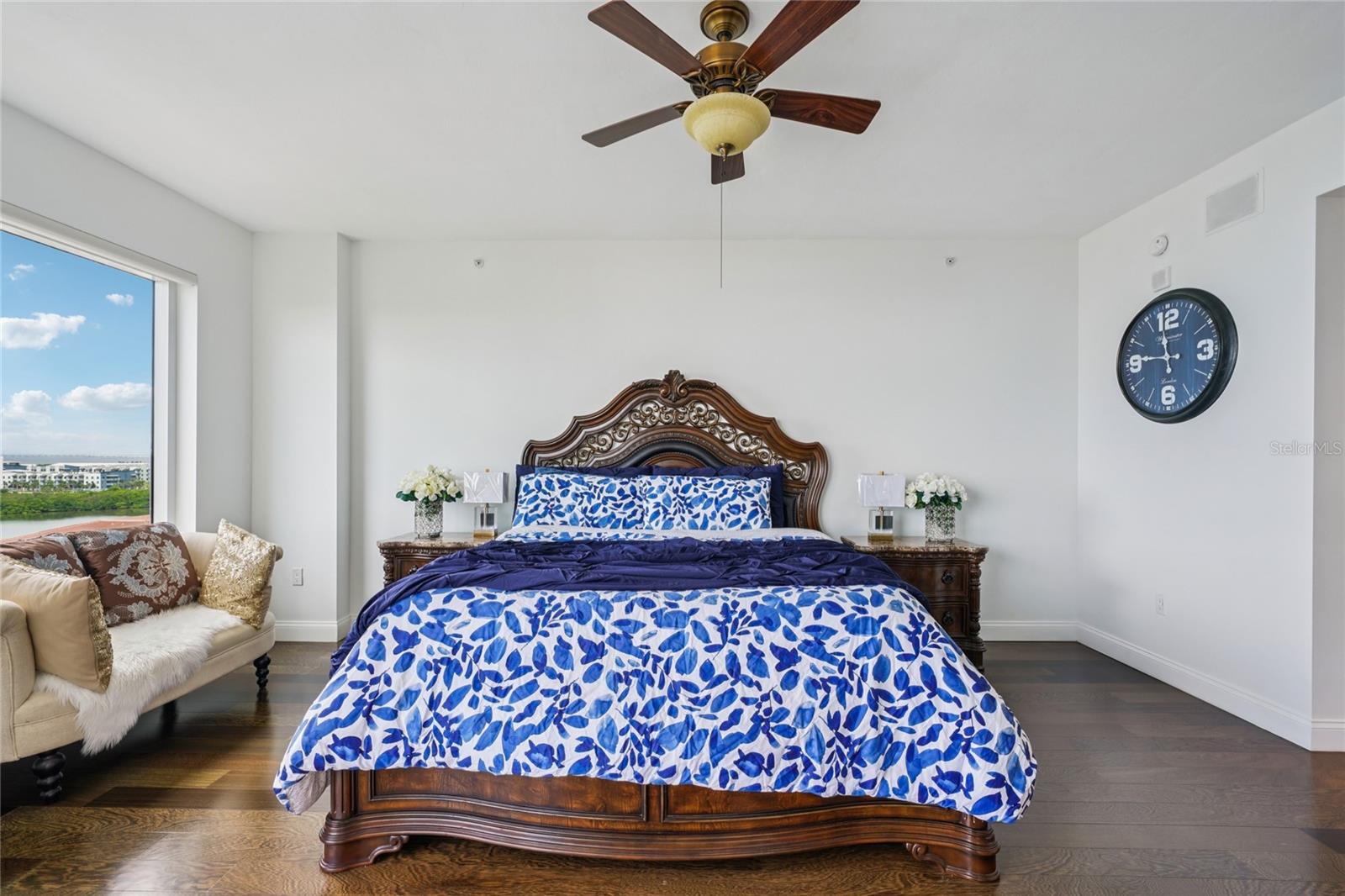 CASTILLO AT WESTSHORE YACHT CL - Residential