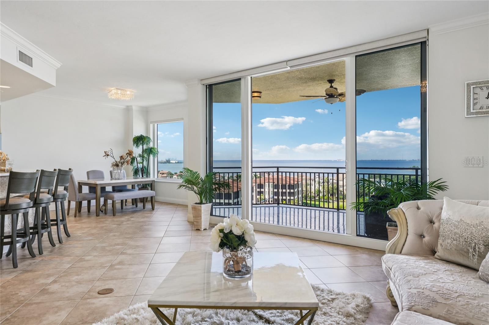 CASTILLO AT WESTSHORE YACHT CL - Residential