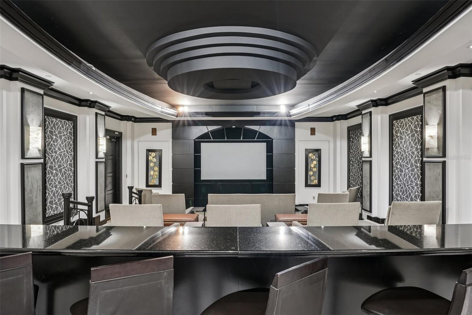 CASTILLO AT WESTSHORE YACHT CL - Residential