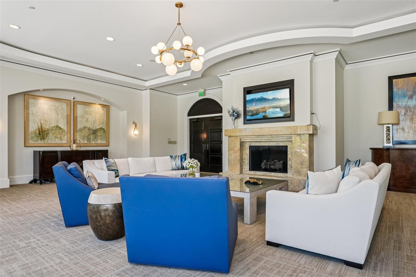 CASTILLO AT WESTSHORE YACHT CL - Residential