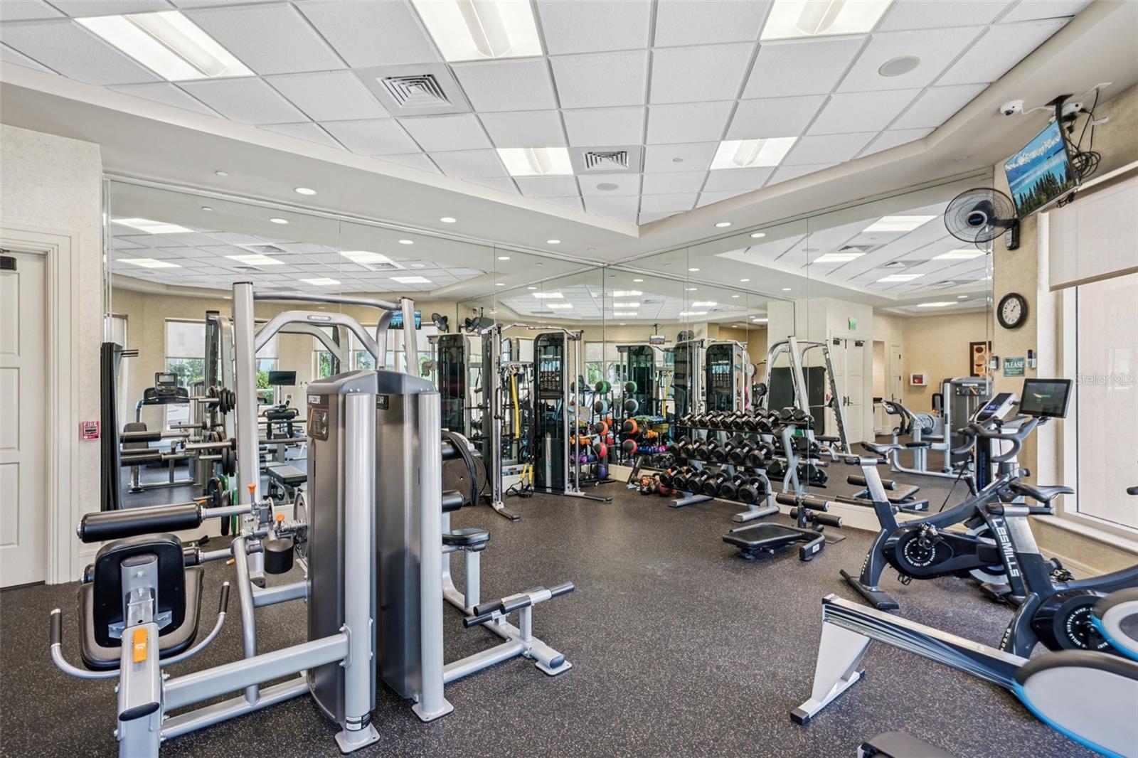 CASTILLO AT WESTSHORE YACHT CL - Residential