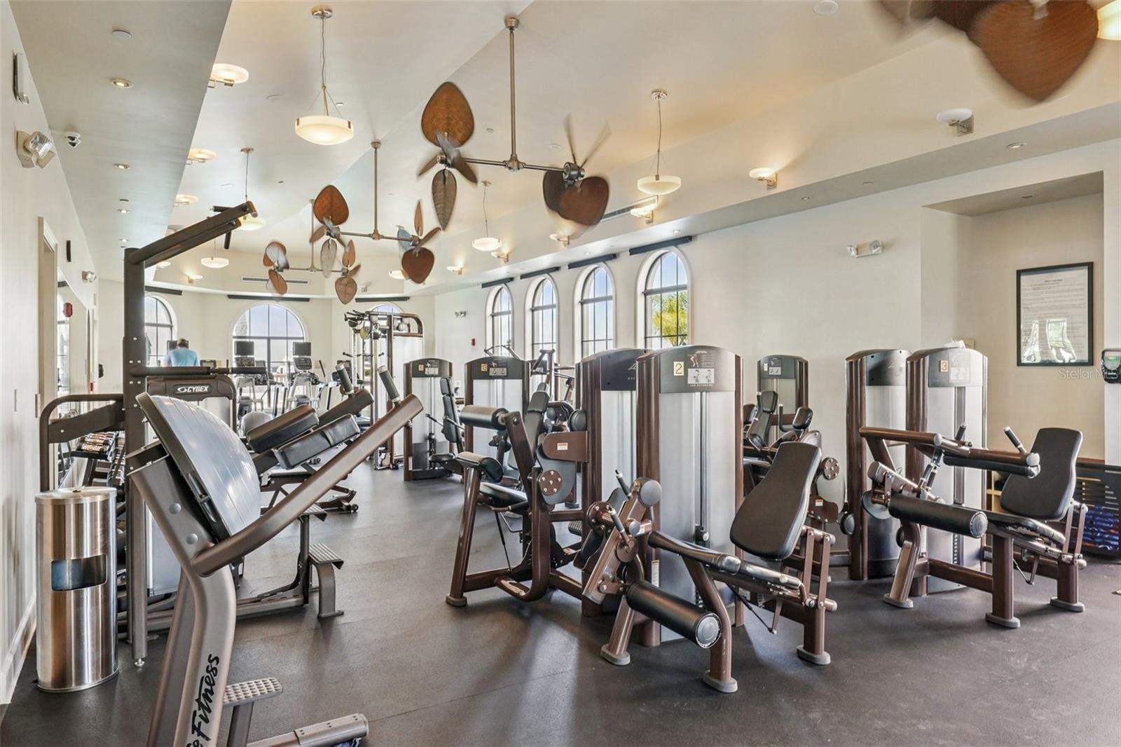 CASTILLO AT WESTSHORE YACHT CL - Residential