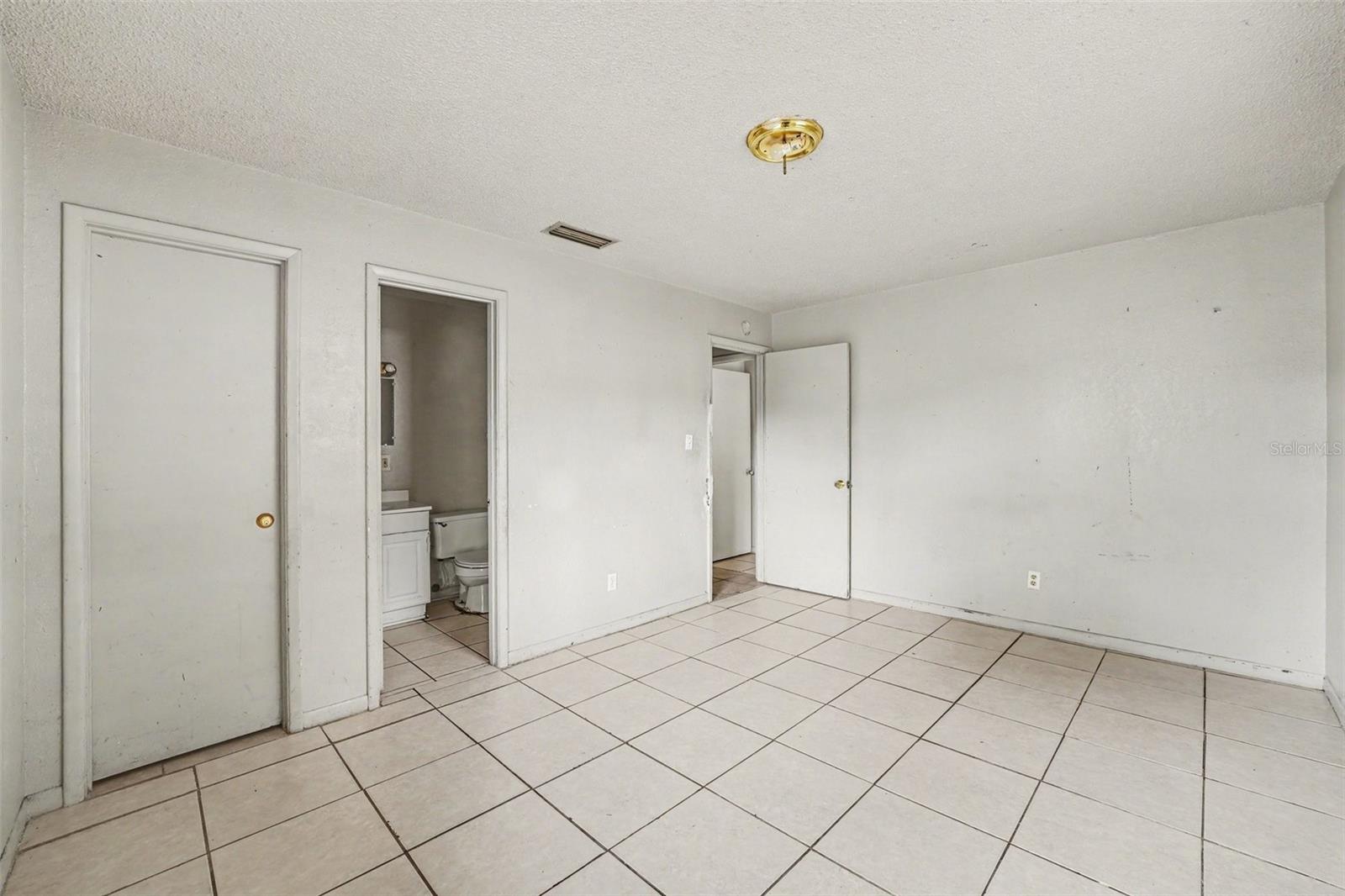 PINESTHE - Residential